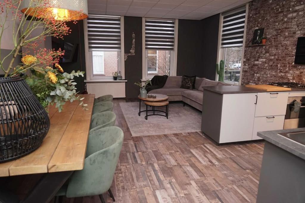 Ruim Appartement In Utrecht. Ngoại thất bức ảnh